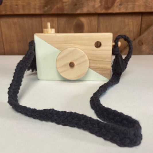 Wooden Camera with Macrame Strap